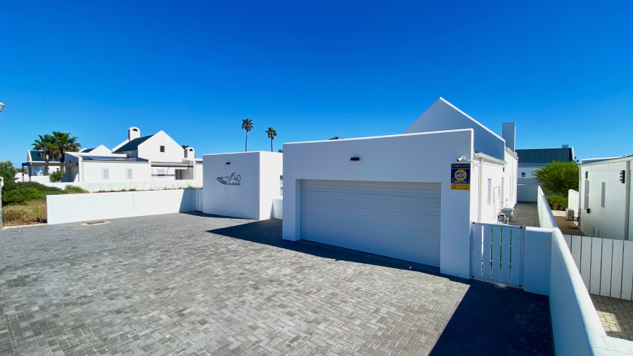 3 Bedroom Property for Sale in Lampiesbaai Western Cape